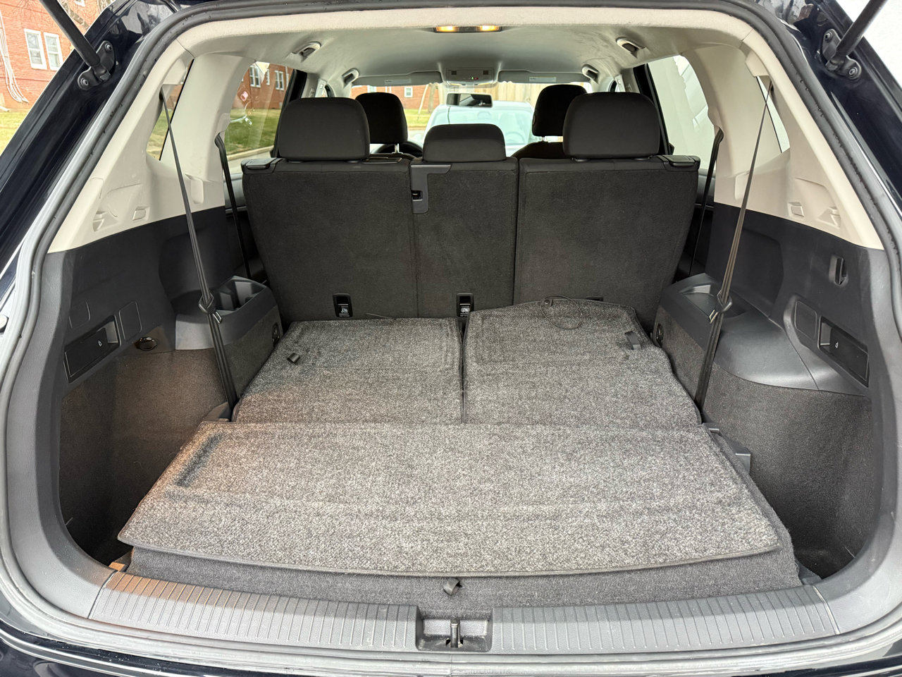 Used 2021 Volkswagen Tiguan S image 19