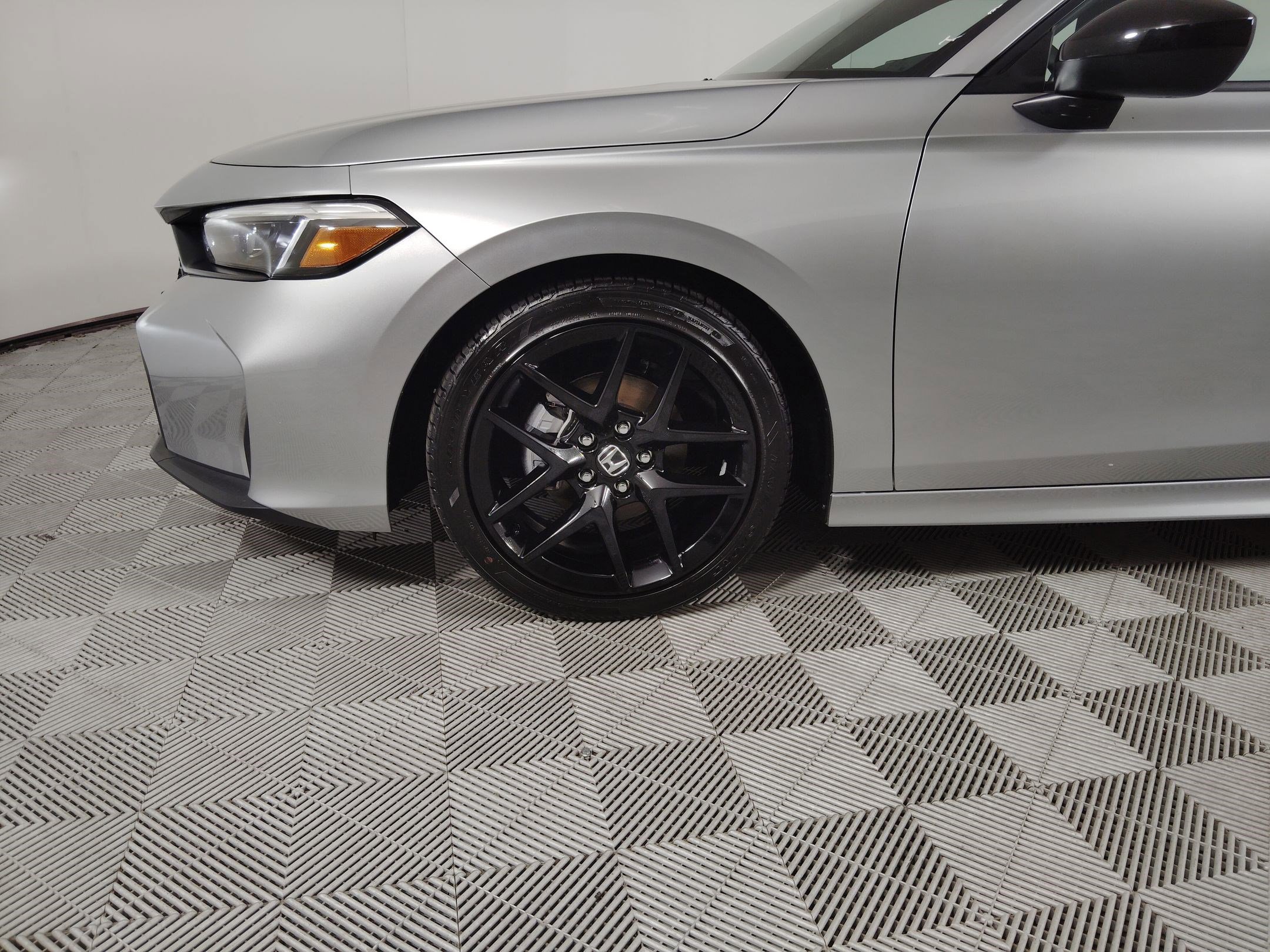 Certified 2025 Honda Civic Sport image 27