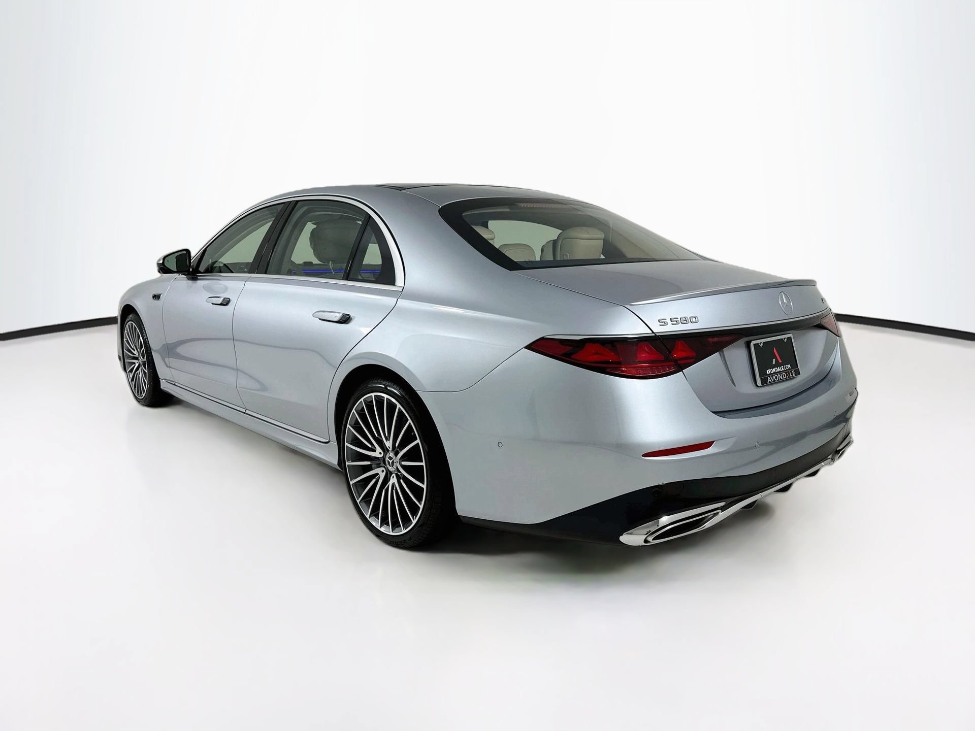 New 2027 Mercedes-Benz S 580 4MATIC Sedan image 6