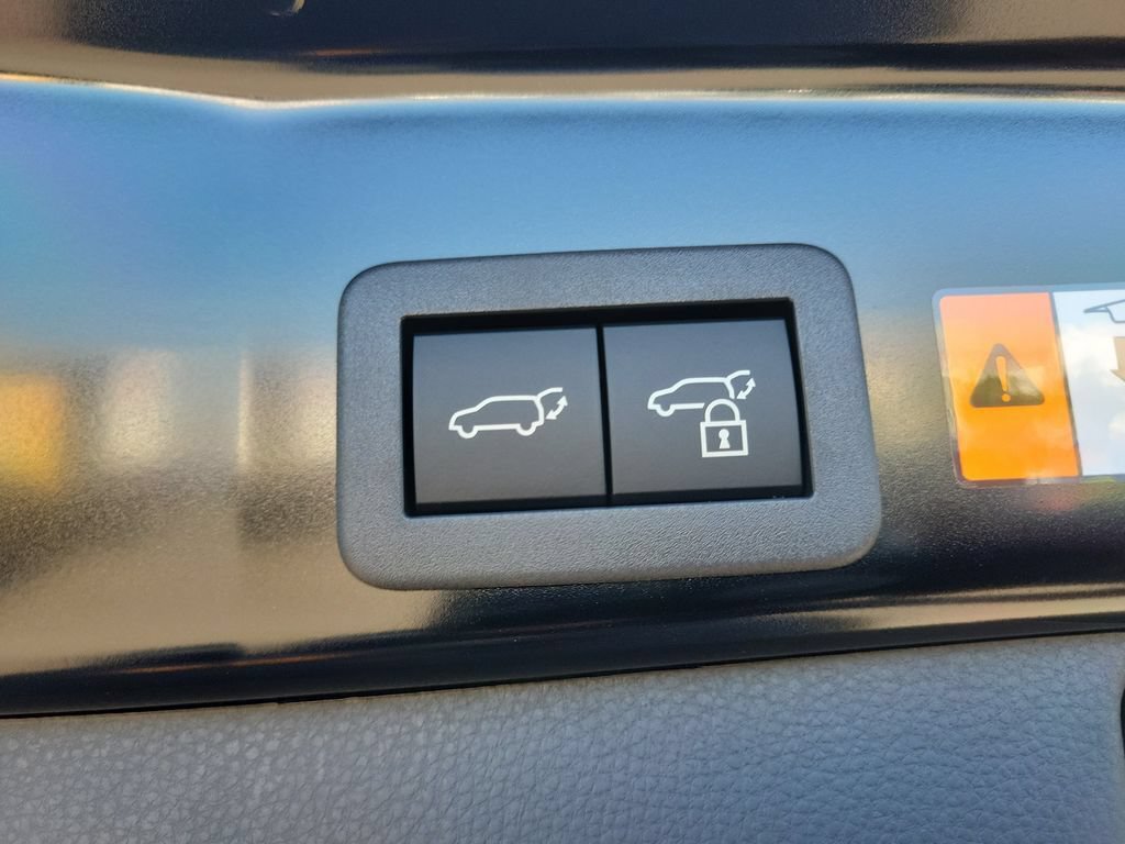 New 2026 Toyota RAV4 XSE AWD/4WD image 12
