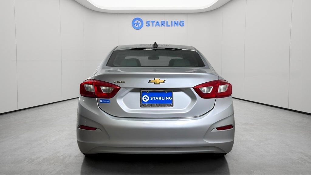 Used 2017 Chevrolet Cruze LS FWD image 7