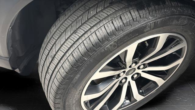 Used 2022 Ford Explorer ST-Line AWD/4WD image 40