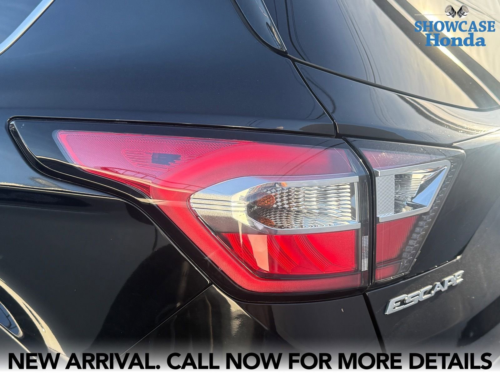 Used 2017 Ford Escape SE w/ SE Leather Comfort Package image 10