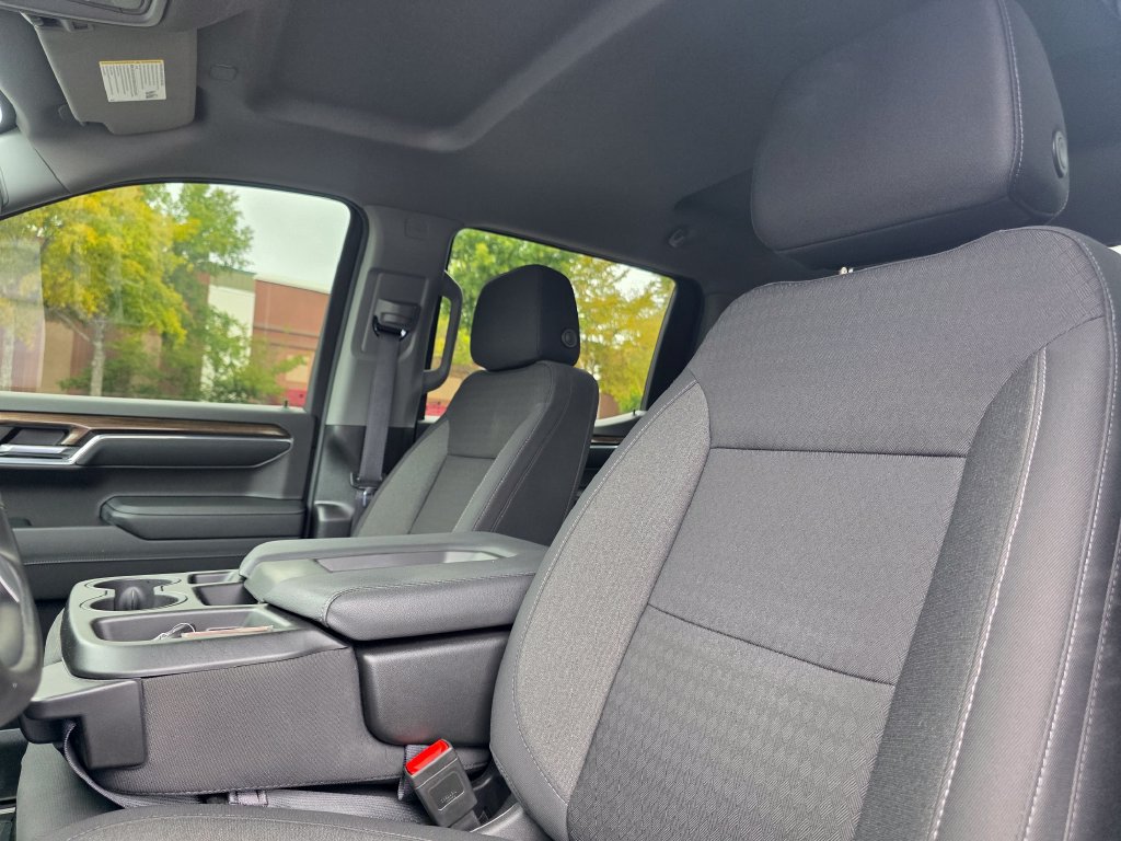 Certified 2024 Chevrolet Silverado 1500 RST w/ Z71 Off-Road Package AWD/4WD image 12