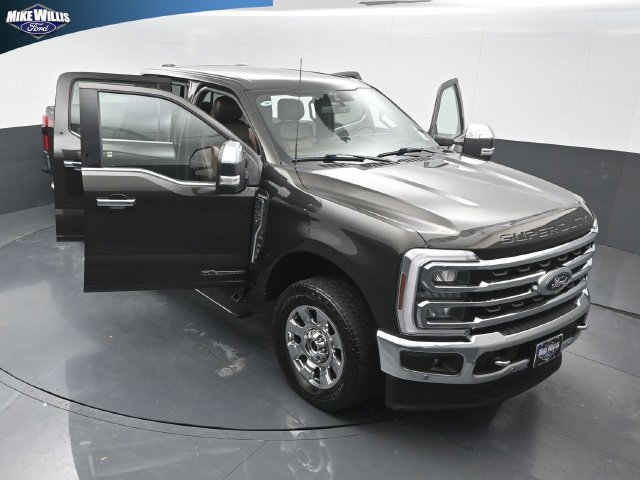 Certified 2024 Ford F250 King Ranch w/ Chrome Package AWD/4WD image 25