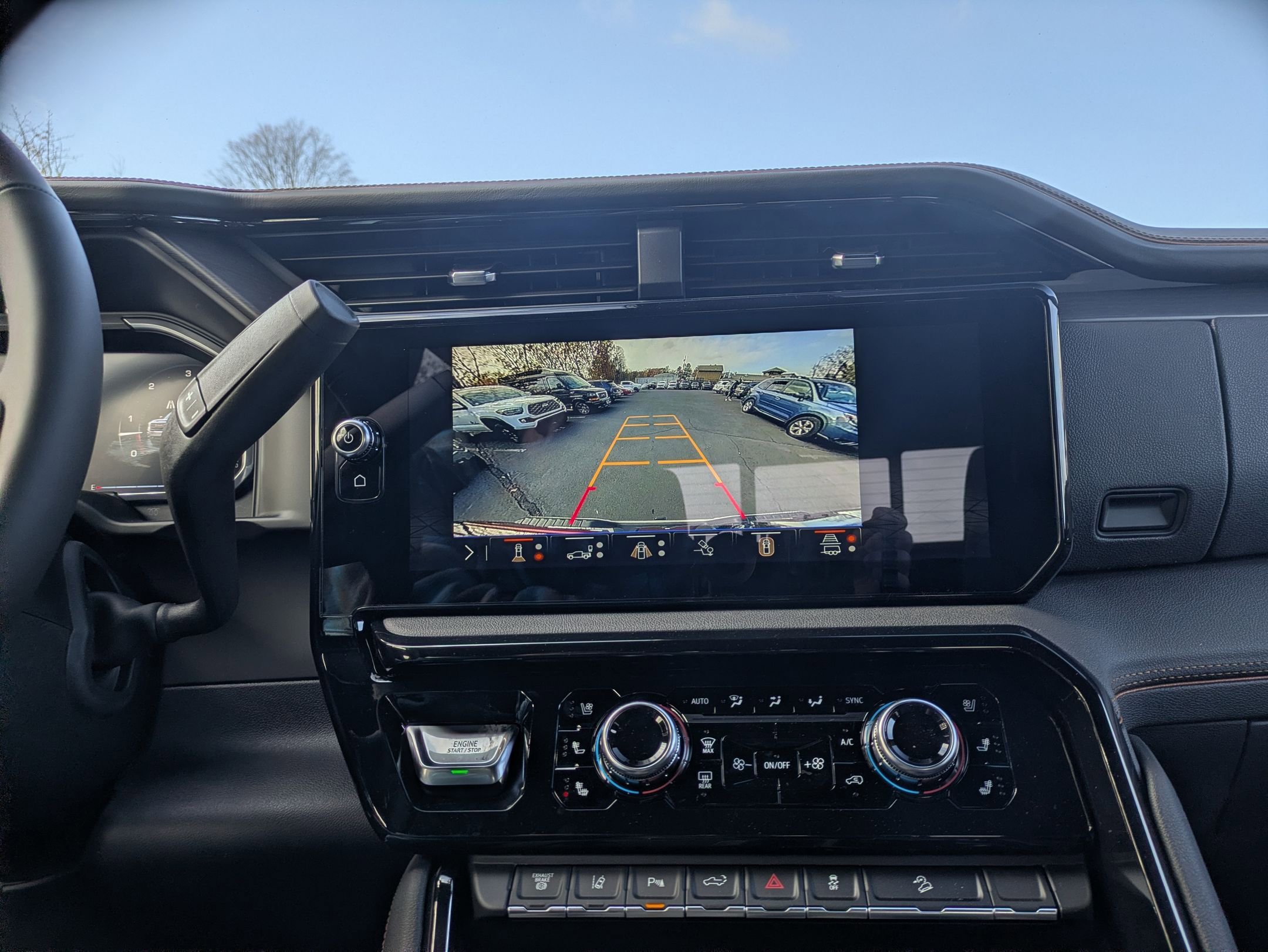 New 2026 GMC Sierra 2500 AT4 w/ AT4 Premium Plus Package image 17