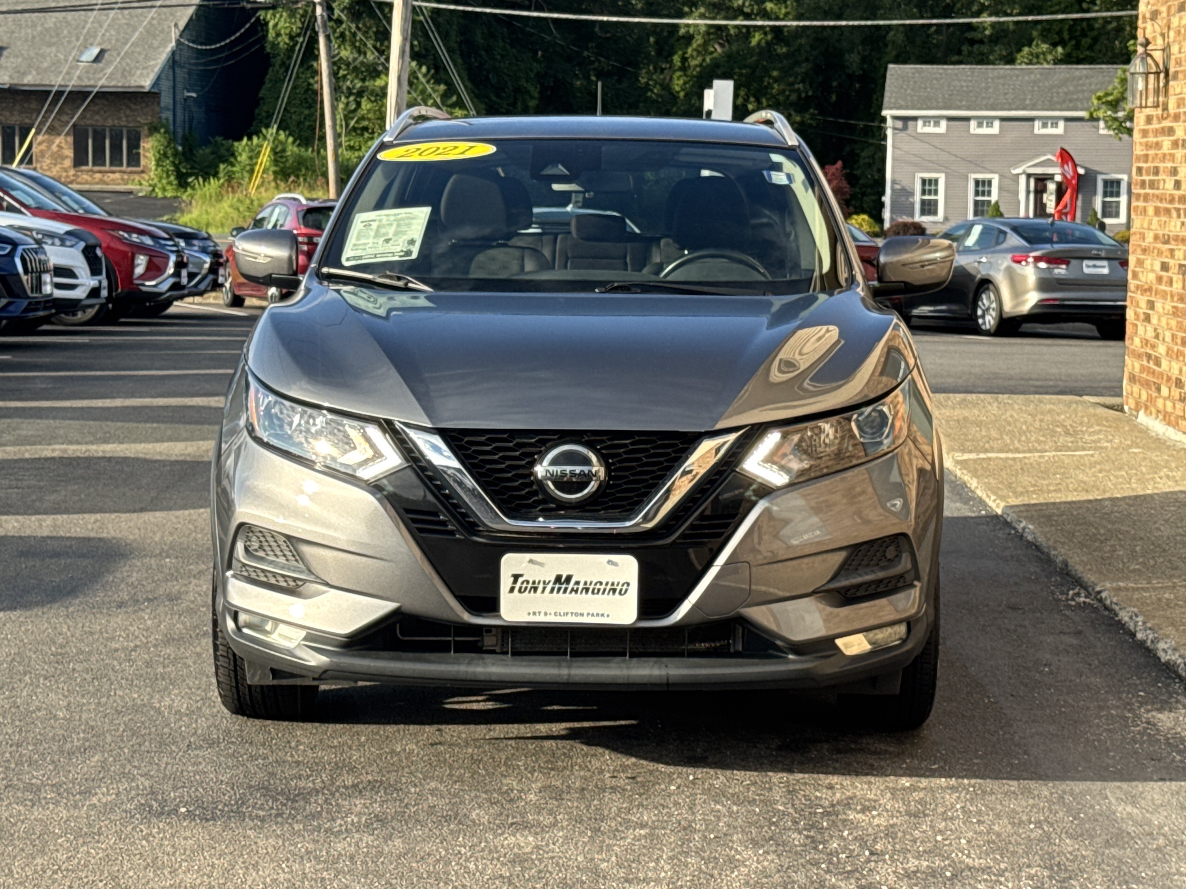 Used 2021 Nissan Rogue Sport SV AWD/4WD image 8
