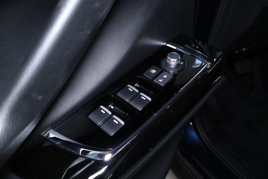 Used 2023 MAZDA CX-9 Touring image 14