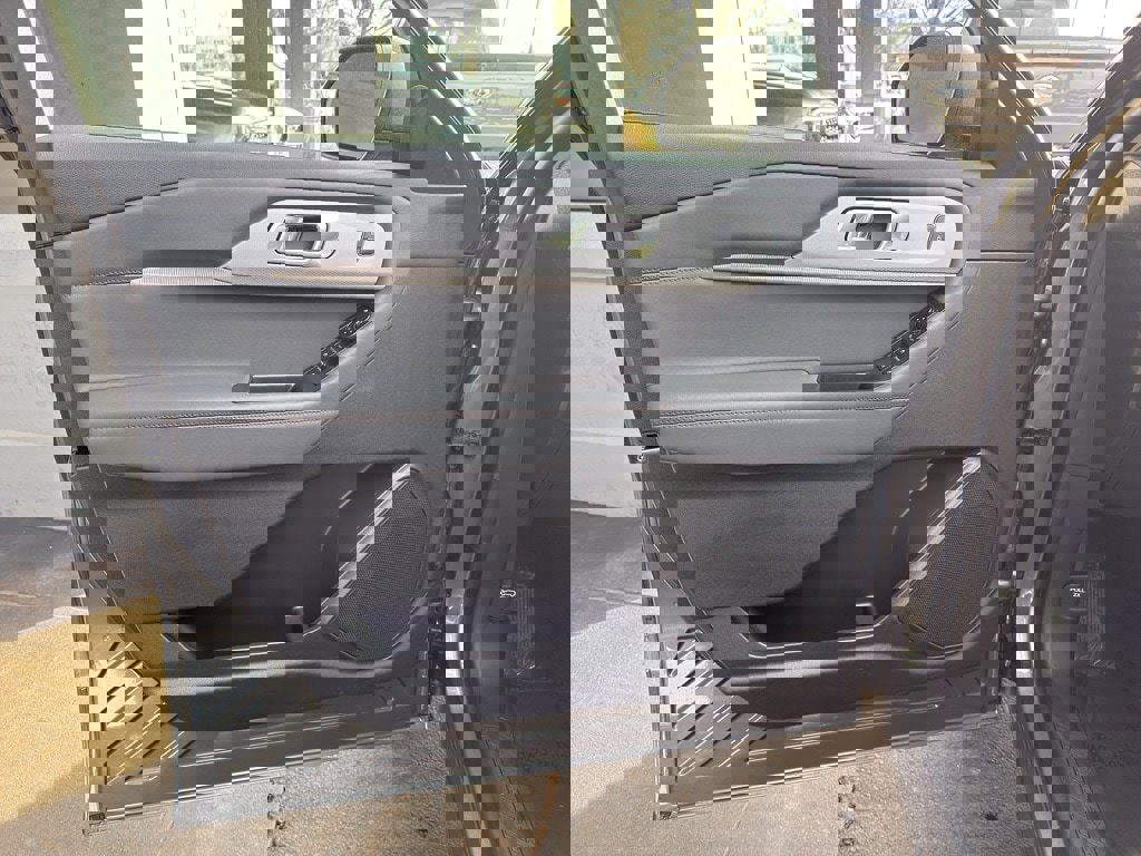New 2026 Ford Explorer Active w/ Active Comfort Package image 14