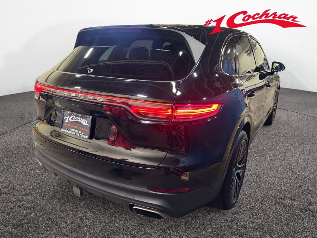 Used 2022 Porsche Cayenne E-Hybrid image 7