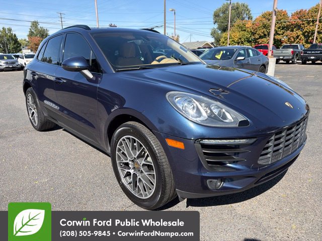Used 2015 Porsche Macan S AWD/4WD image 3