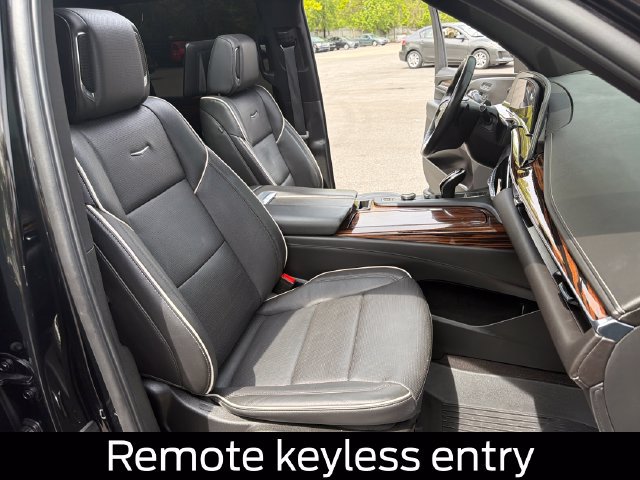 Used 2024 Cadillac Escalade ESV Premium Luxury w/ Performance Package AWD/4WD image 41