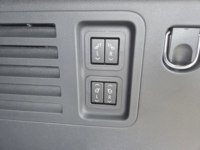 New 2026 GMC Acadia Denali w/ Super Cruise Package image 19