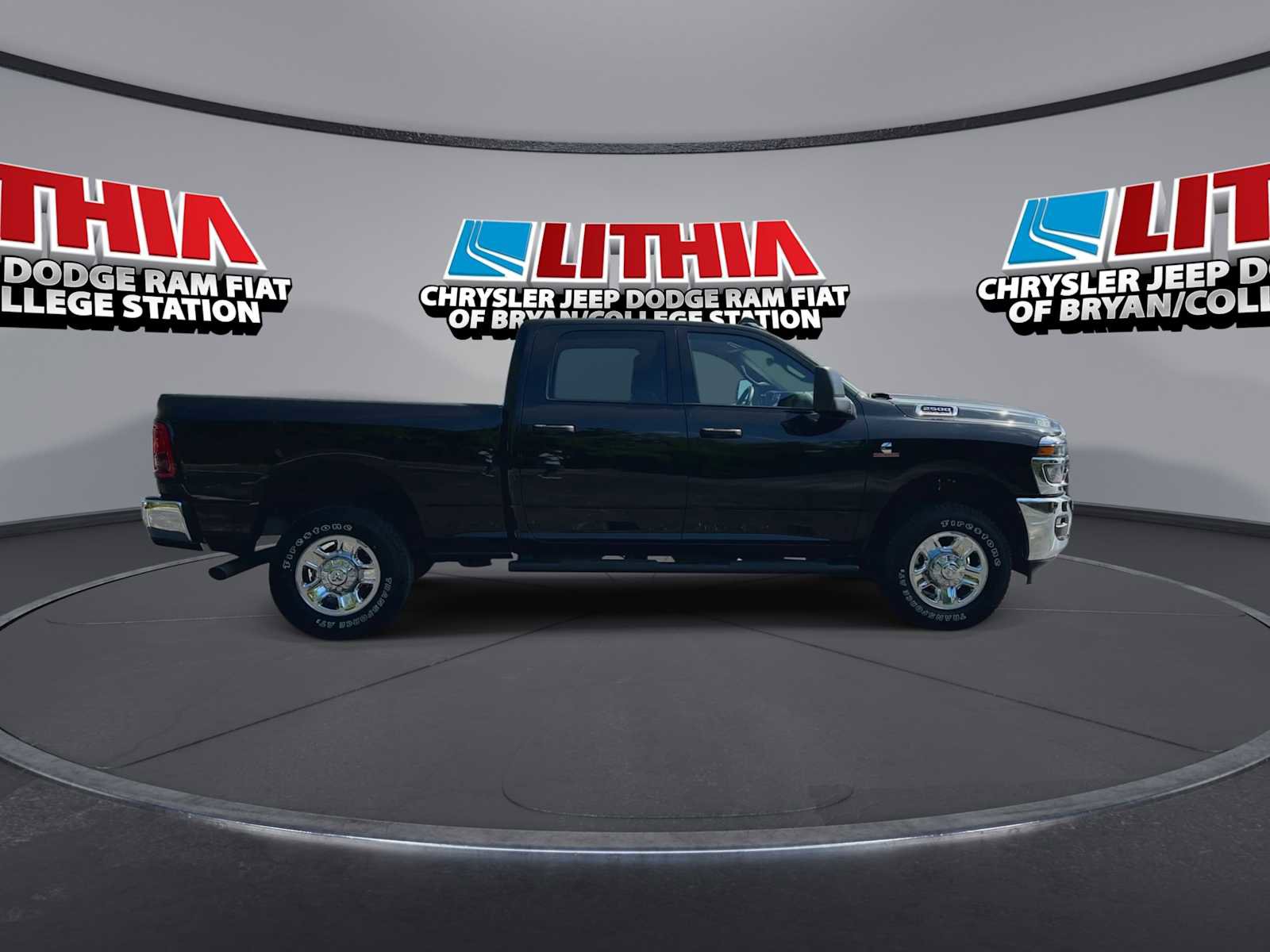 Used 2026 RAM 2500 Tradesman w/ Chrome Appearance Group image 9