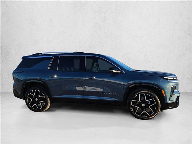 Used 2025 Chevrolet Traverse High Country w/ LPO, Floor Liner Package image 4