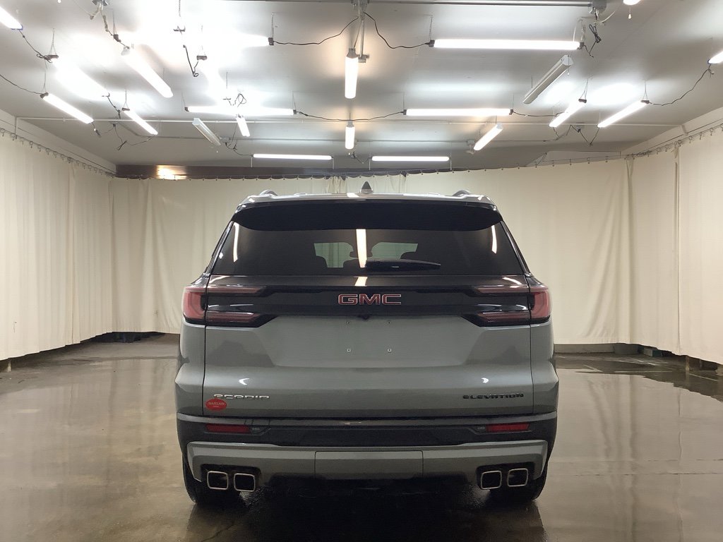 Used 2025 GMC Acadia Elevation image 7