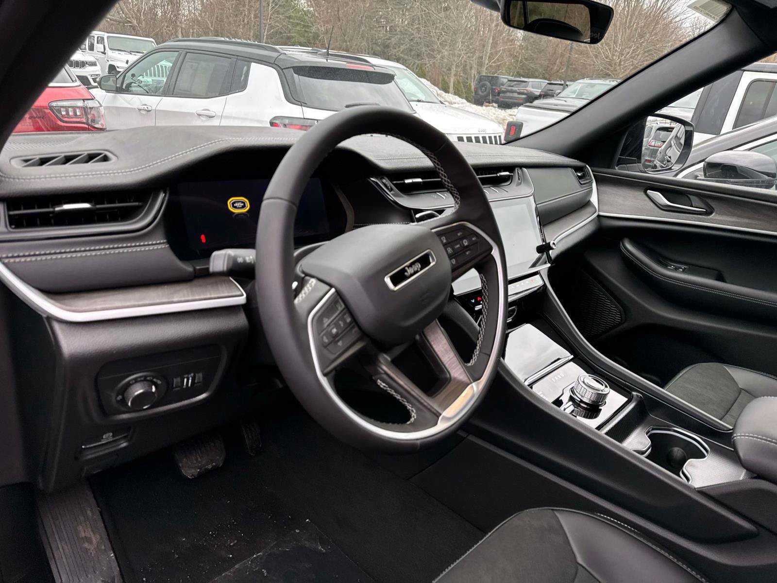 New 2026 Jeep Grand Cherokee Altitude AWD/4WD image 6