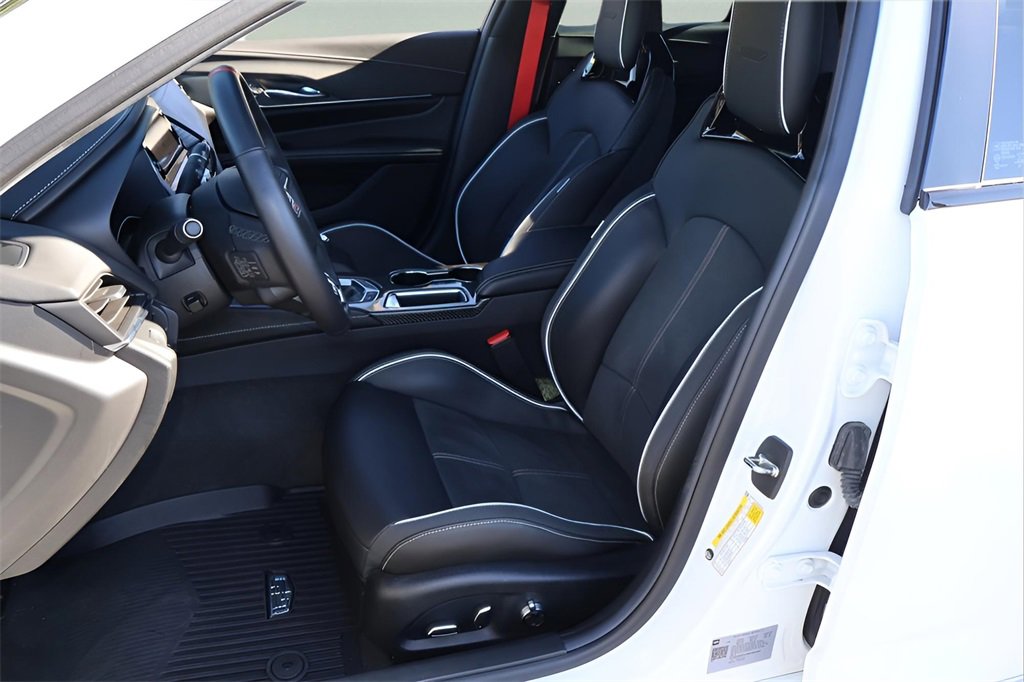 Used 2022 Cadillac CT4 V Blackwing w/ Technology Package image 8