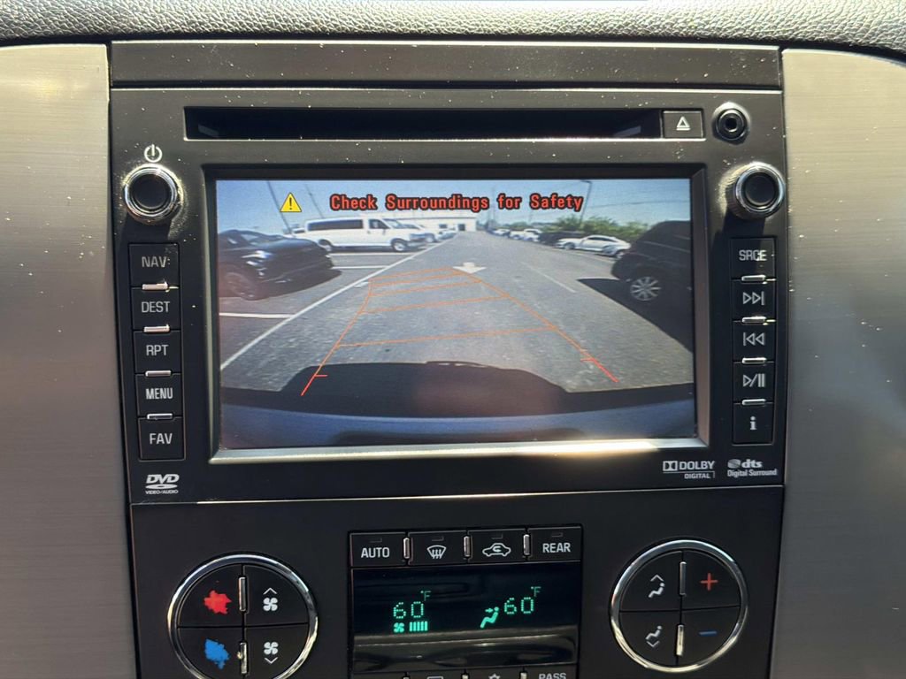 Used 2013 GMC Yukon XL 2500 SLT image 32