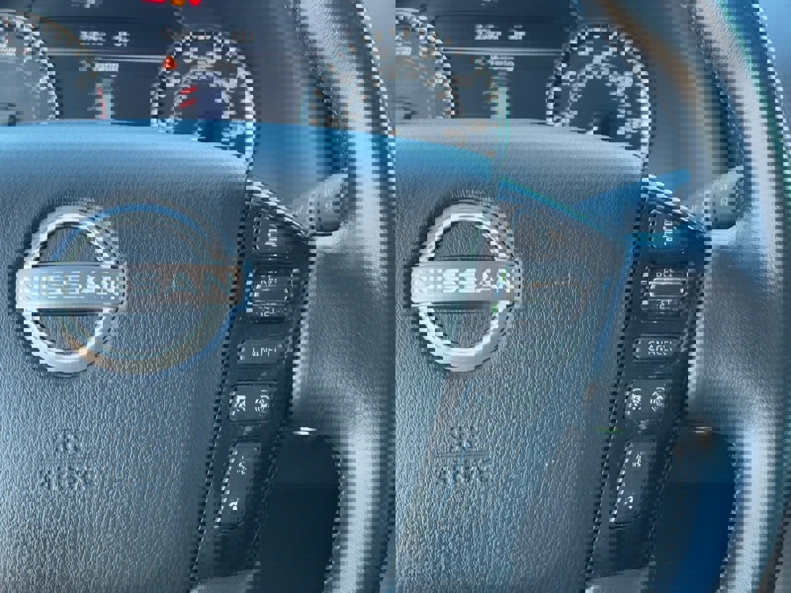 Used 2021 Nissan Armada SL w/ Captain's Chairs Package image 22