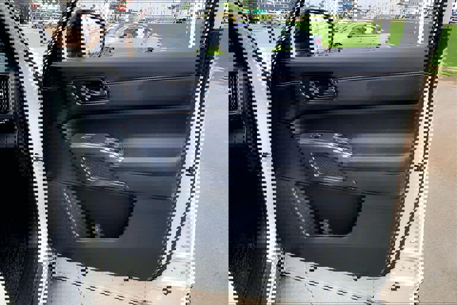 Used 2023 Nissan Pathfinder Rock Creek AWD/4WD image 21