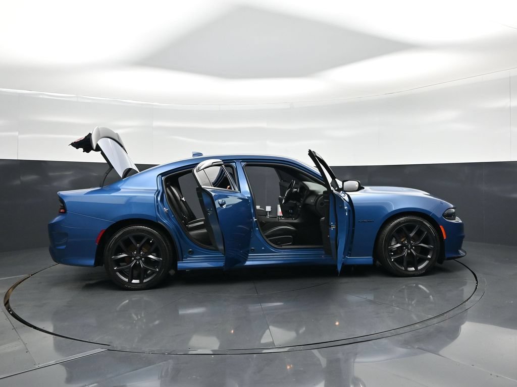 Used 2021 Dodge Charger R/T w/ Plus Group RWD image 5