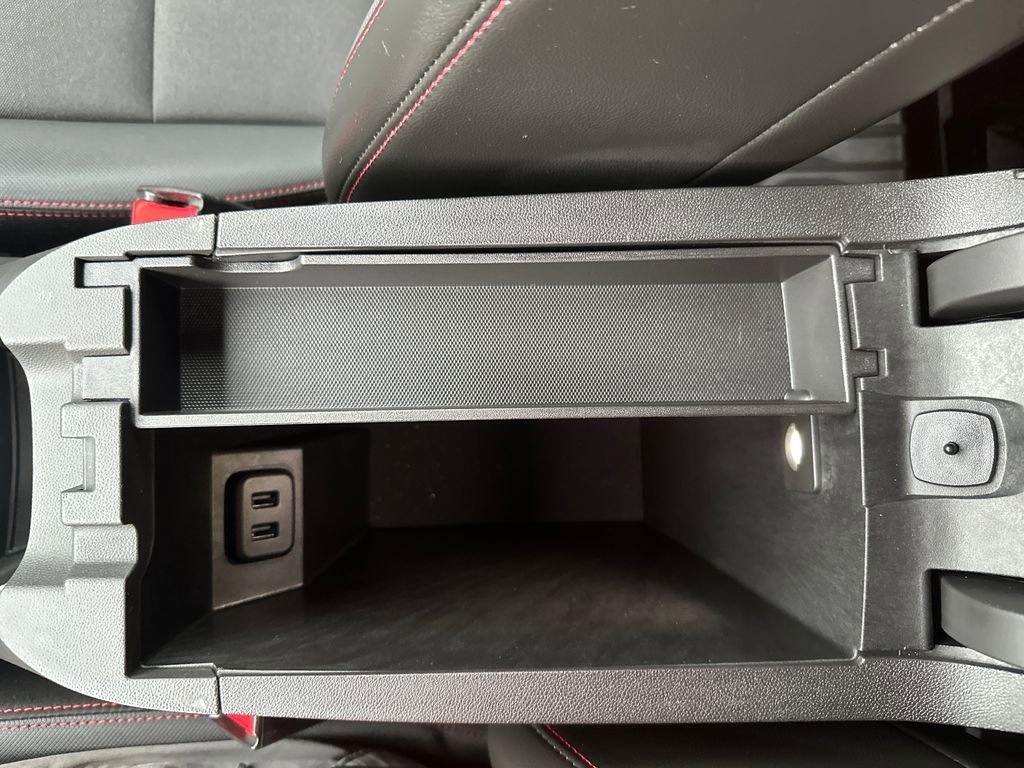 Used 2023 Chevrolet Equinox RS image 20