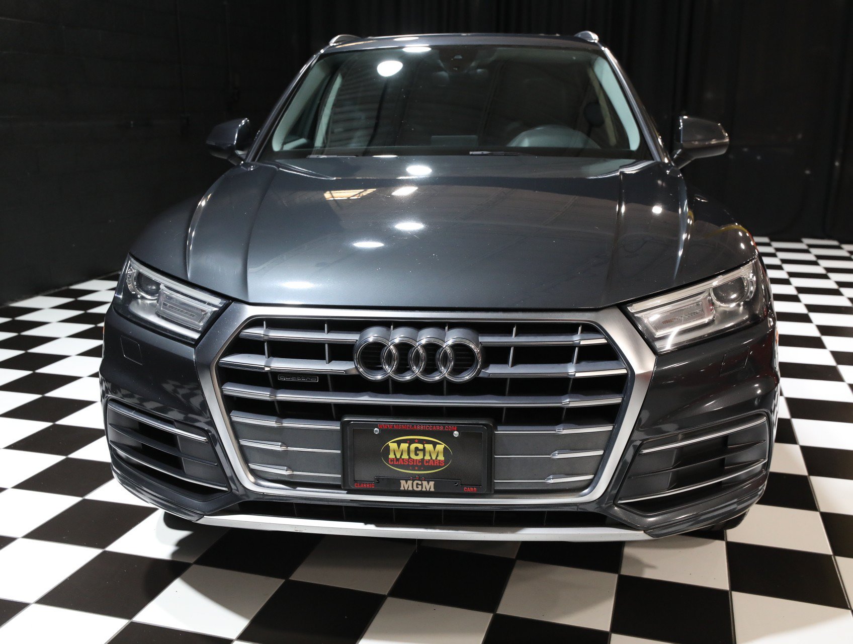 Used 2019 Audi Q5 2.0T Premium w/ Convenience Package AWD/4WD image 11
