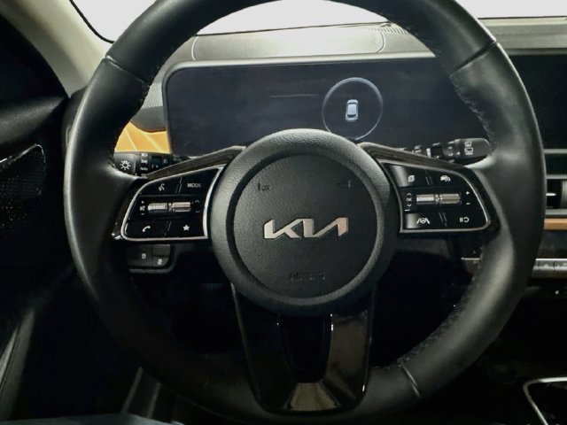Used 2024 Kia Seltos EX AWD/4WD image 11
