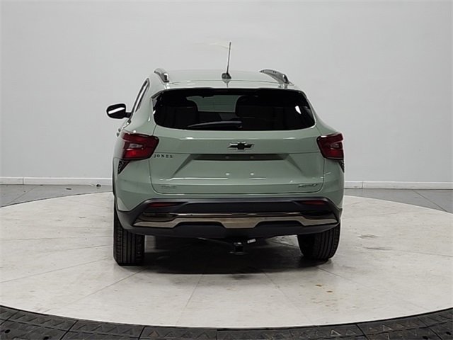 Used 2024 Chevrolet Trax ACTIV w/ Driver Confidence Package image 6