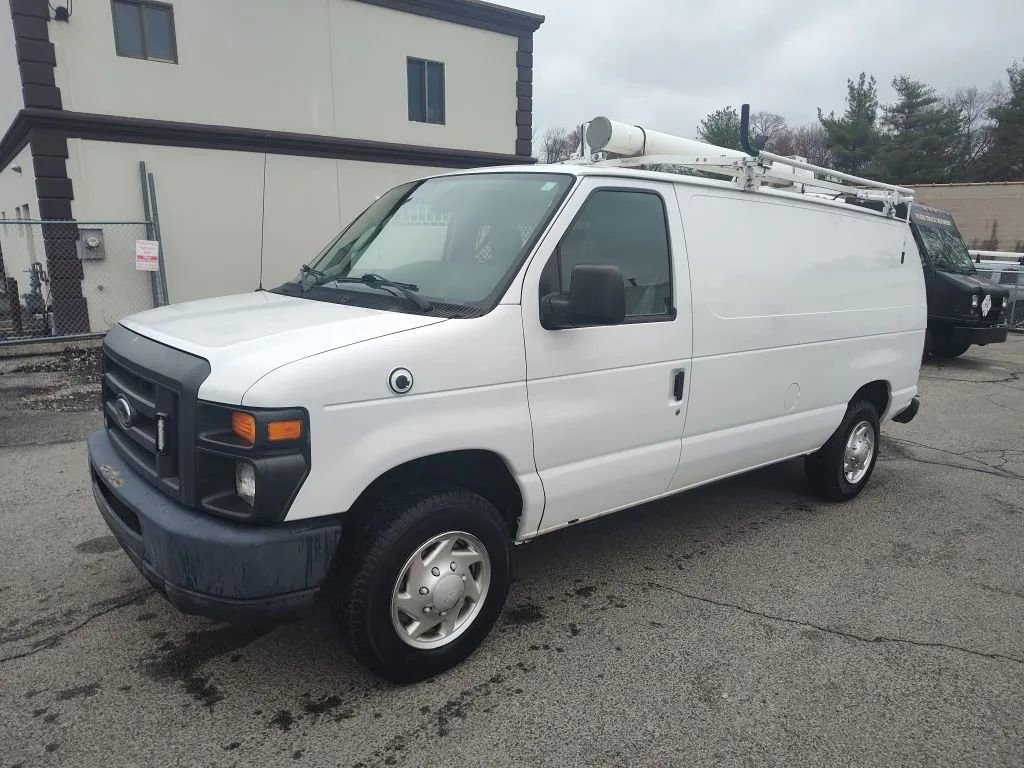 Used 2013 Ford E-150 and Econoline 150 w/ PWR Group image 1