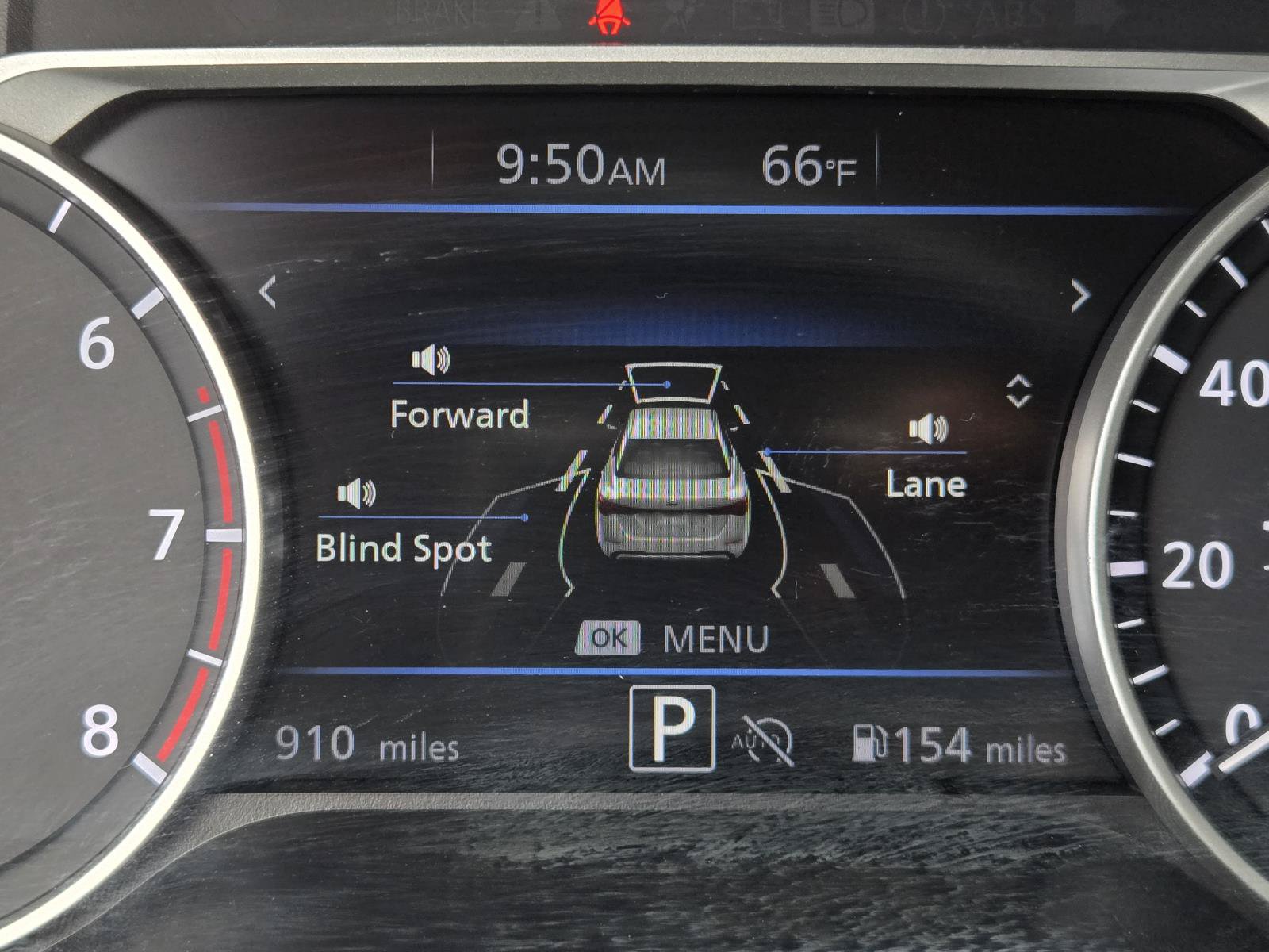 Used 2025 Nissan Sentra SR FWD image 14