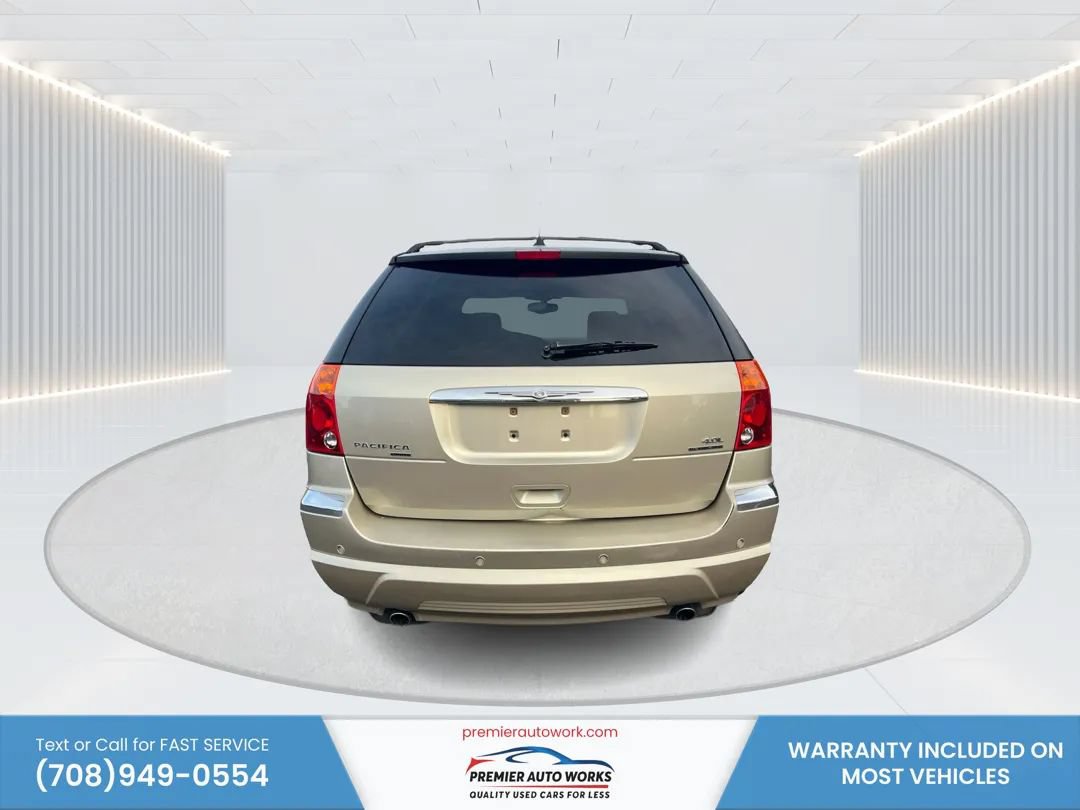 Used 2007 Chrysler Pacifica Limited AWD/4WD image 5