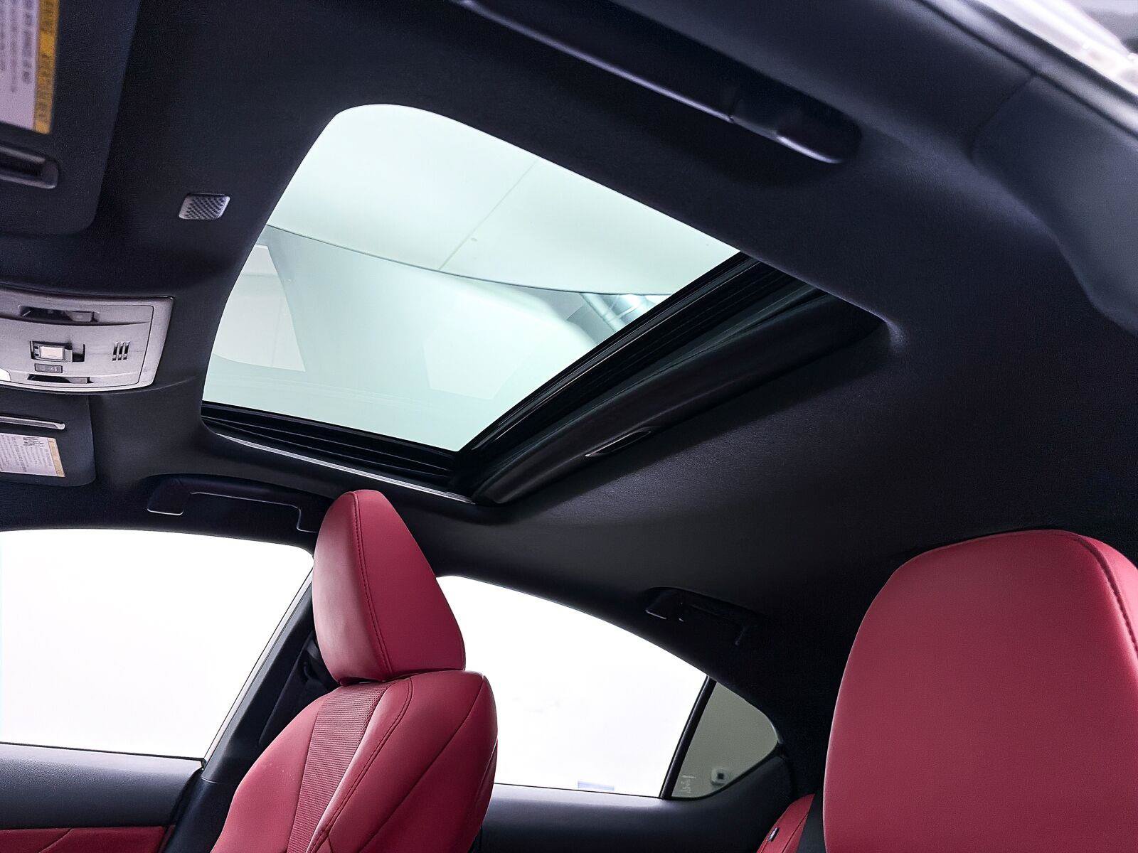 Used 2023 Lexus IS 350 F Sport RWD image 5