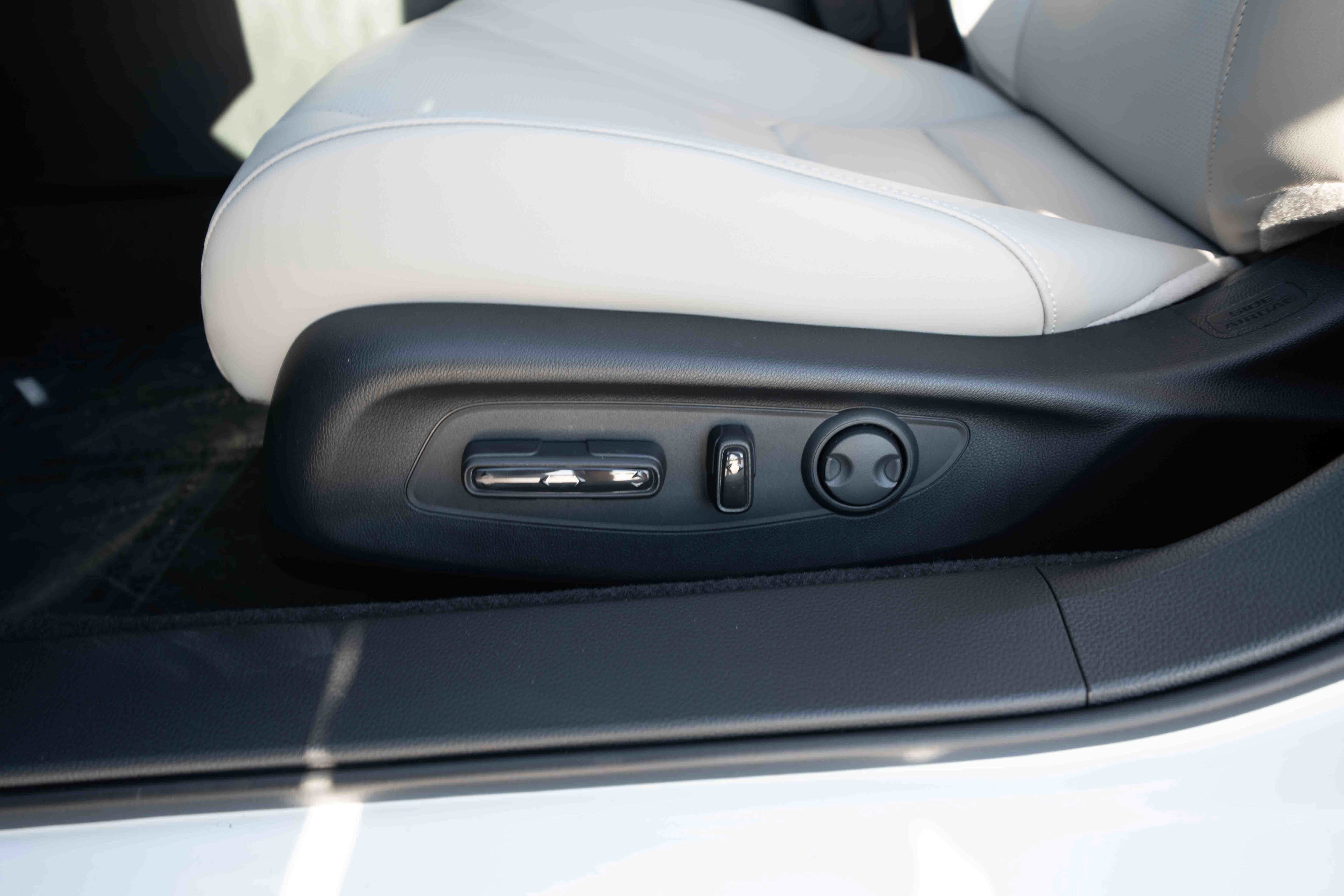 New 2025 Honda Accord Touring image 12