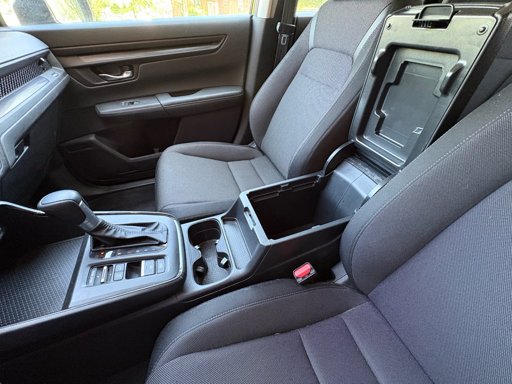 Used 2025 Honda CR-V LX image 32