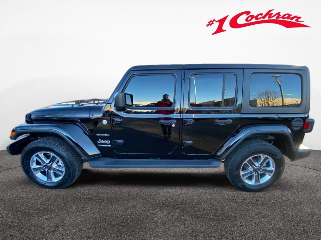 Used 2022 Jeep Wrangler Unlimited Sahara w/ Cold Weather Group image 4