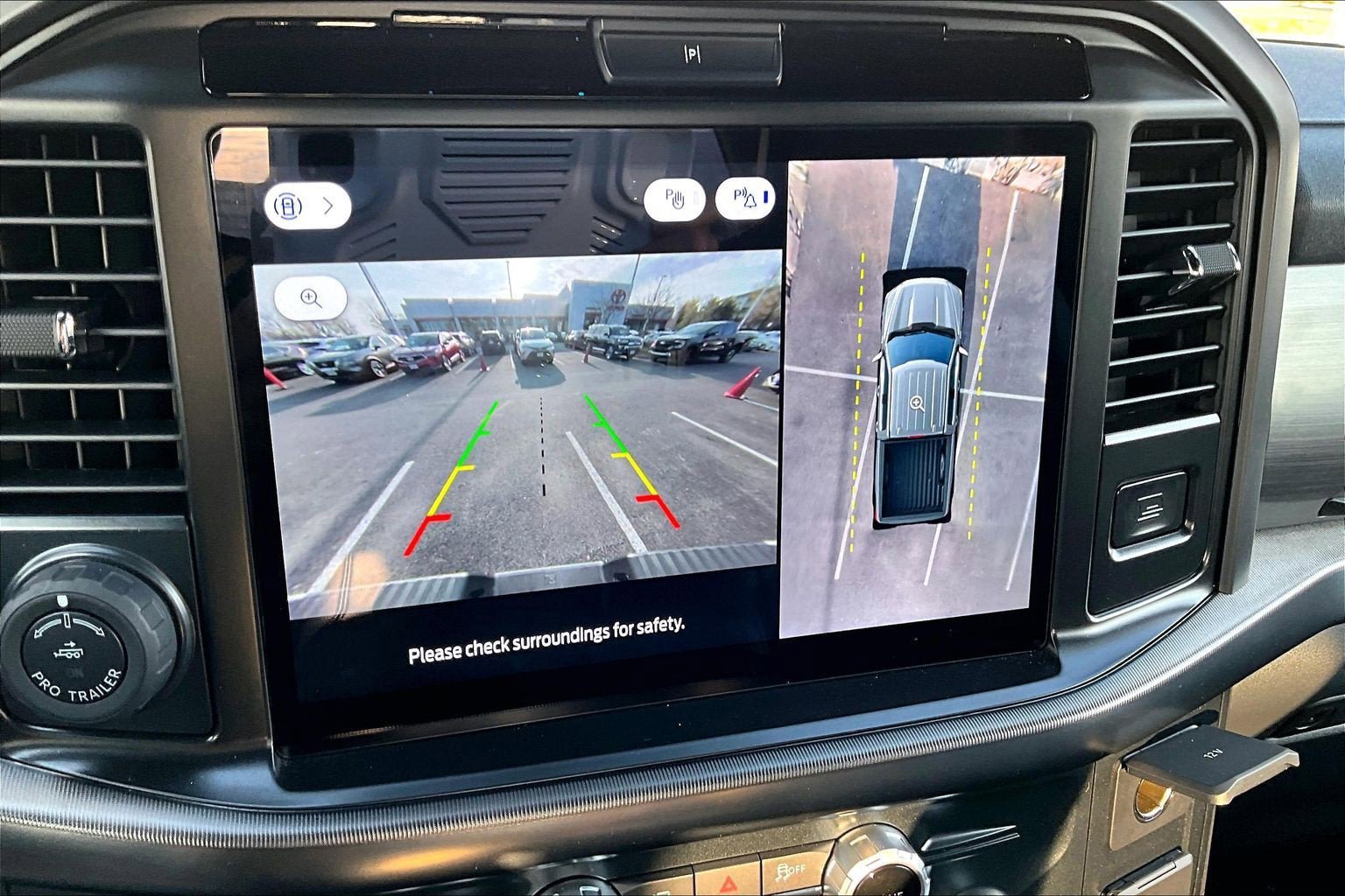 Used 2025 Ford F150 Lariat AWD/4WD image 19