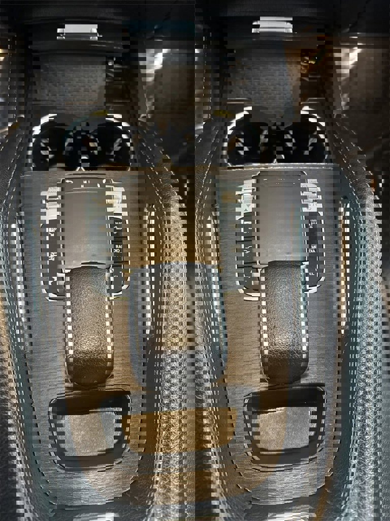 Used 2020 Mercedes-Benz GLE 350 4MATIC image 21