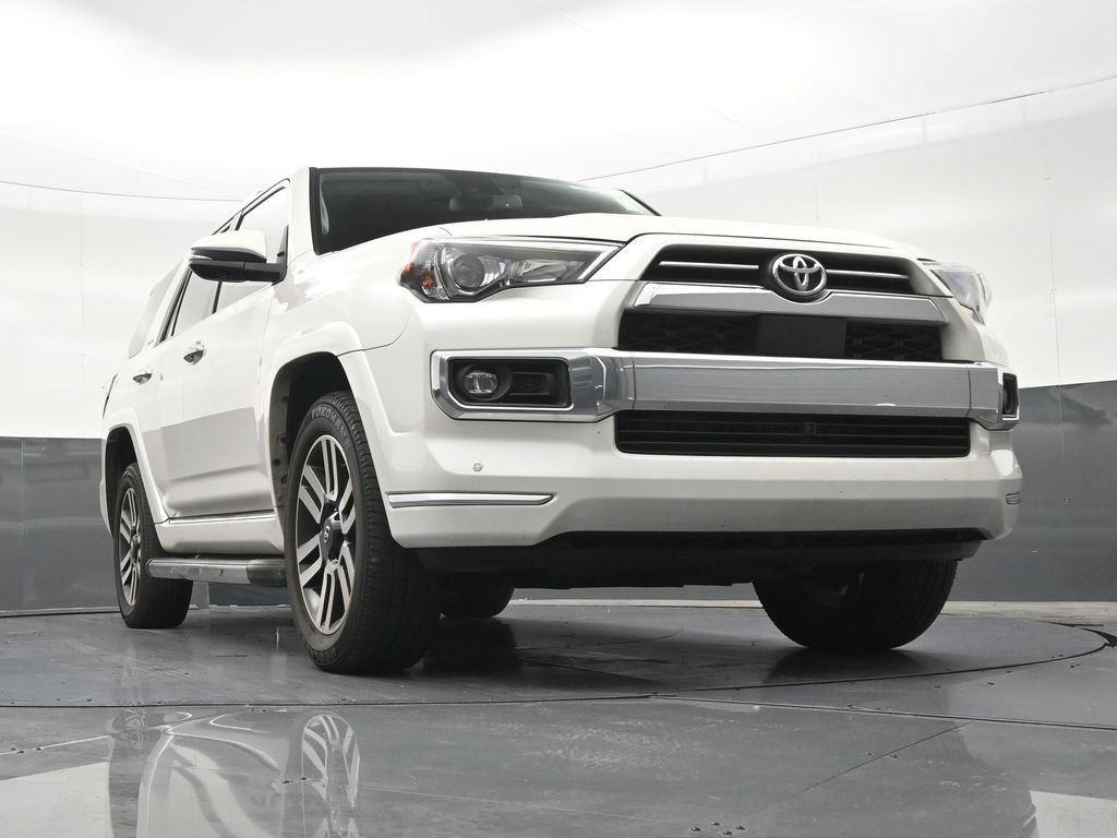 Used 2023 Toyota 4Runner Limited AWD/4WD image 29