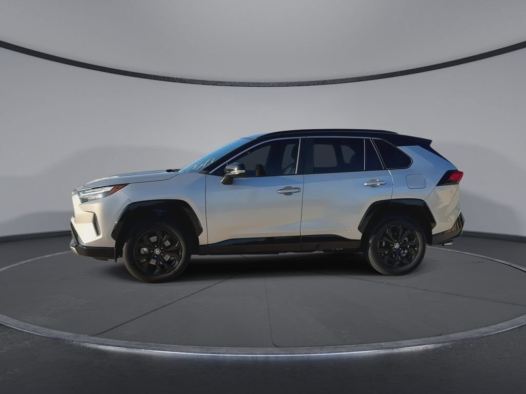 Used 2023 Toyota RAV4 XSE AWD/4WD image 5