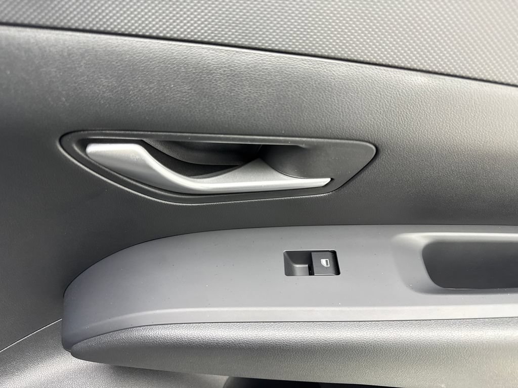 Used 2026 Hyundai Tucson SE AWD/4WD image 43