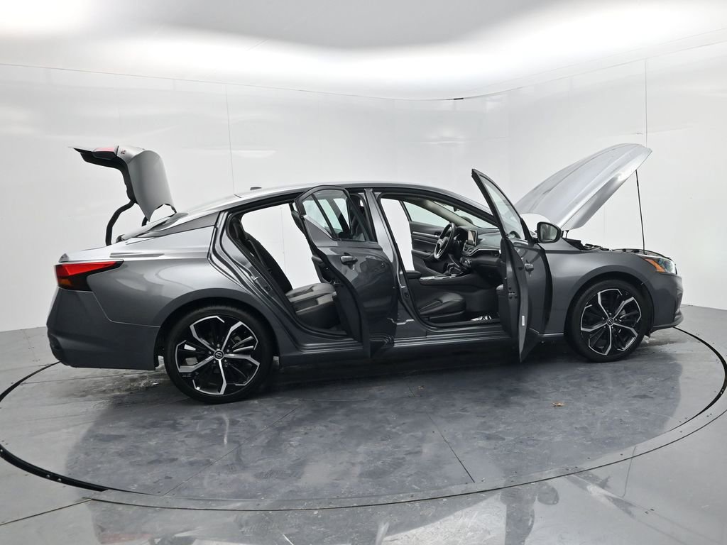 Used 2024 Nissan Altima 2.5 SR image 53