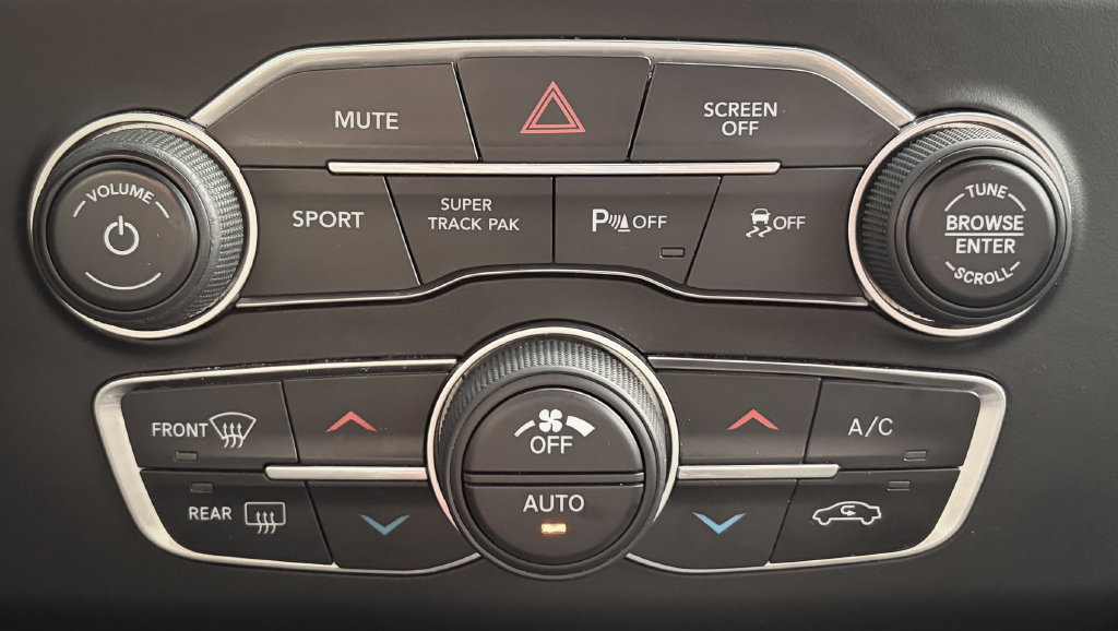 Used 2020 Dodge Charger GT RWD image 16
