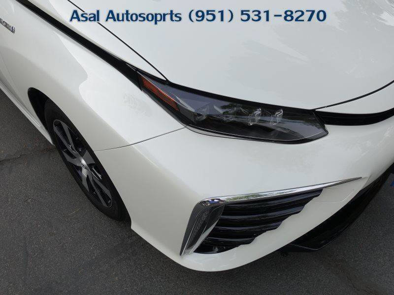 Used 2017 Toyota Mirai FWD image 27