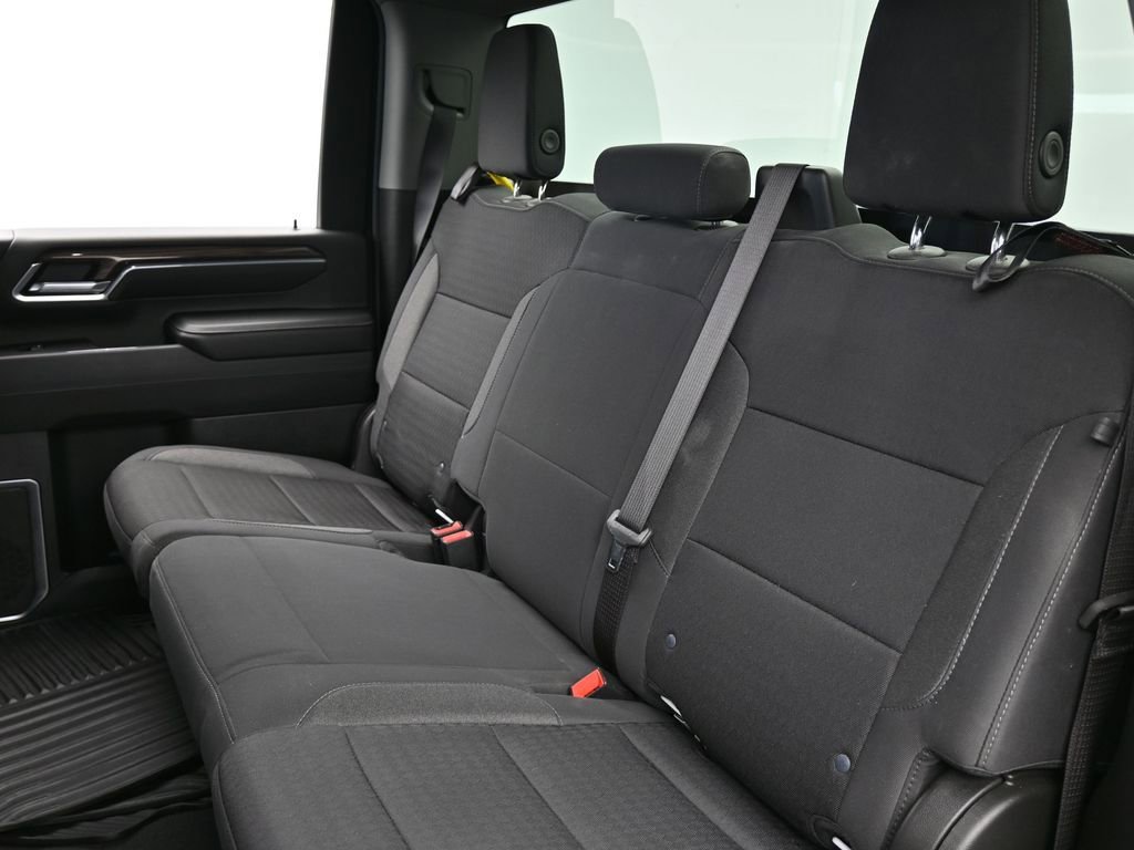 Used 2024 Chevrolet Silverado 2500 LT image 36