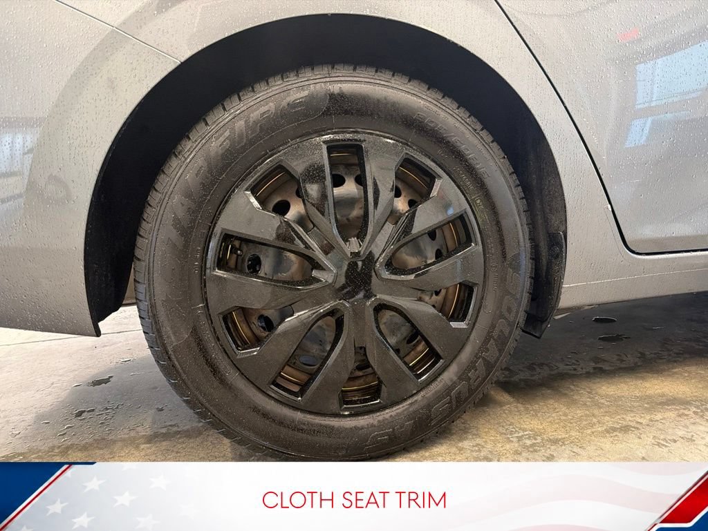 Used 2024 Nissan Sentra S FWD image 11