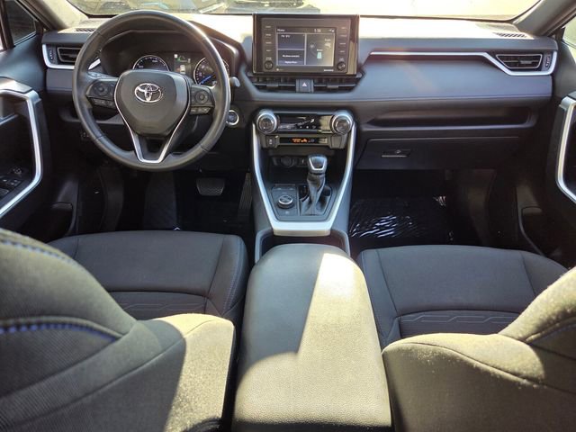 Used 2022 Toyota RAV4 SE image 14