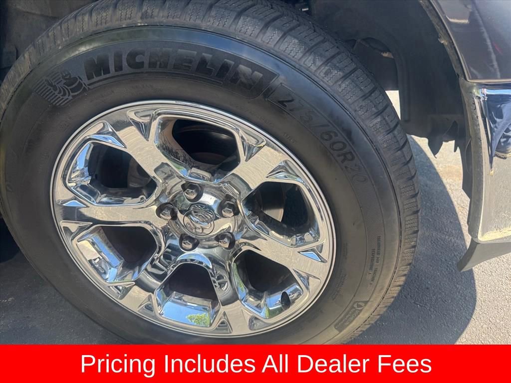 Used 2018 RAM 1500 Laramie w/ Convenience Group AWD/4WD image 2