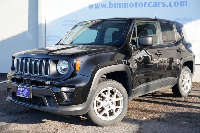 Used 2023 Jeep Renegade Latitude image 2